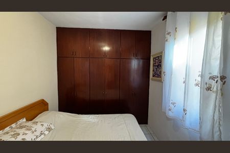 Casa à venda com 138m², 3 quartos e 2 vagas Casa à venda com 138m², 3 quartos e 2 vagasQuarto 2