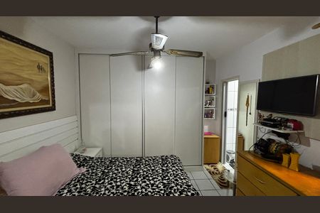 Casa à venda com 138m², 3 quartos e 2 vagas Casa à venda com 138m², 3 quartos e 2 vagasSuite