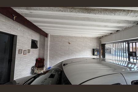 Casa à venda com 138m², 3 quartos e 2 vagas Casa à venda com 138m², 3 quartos e 2 vagasGaragem