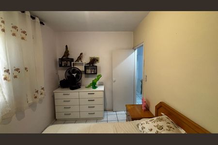Casa à venda com 138m², 3 quartos e 2 vagas Casa à venda com 138m², 3 quartos e 2 vagasQuarto 2