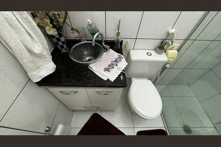 Casa à venda com 138m², 3 quartos e 2 vagas Casa à venda com 138m², 3 quartos e 2 vagasBanheiro