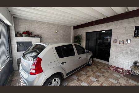 Casa à venda com 138m², 3 quartos e 2 vagas Casa à venda com 138m², 3 quartos e 2 vagasGaragem