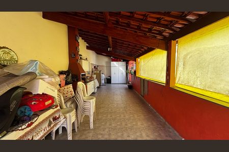 Casa à venda com 138m², 3 quartos e 2 vagas Casa à venda com 138m², 3 quartos e 2 vagasÁrea de Serviço