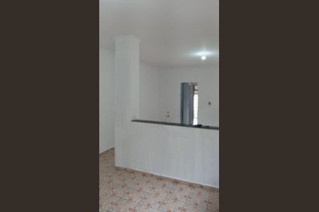Sala de casa à venda com 5 quartos, 185m² em São Domingos, São Paulo