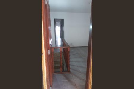 Área externa de casa à venda com 5 quartos, 185m² em São Domingos, São Paulo