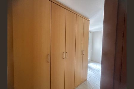 Apartamento para alugar com 72m², 3 quartos e 2 vagasQuarto 3