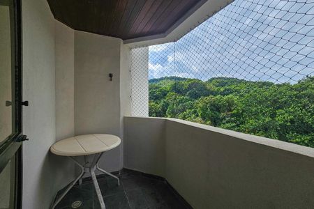 Apartamento para alugar com 2 quartos, 70m² em Jardim Las Palmas, Guarujá
