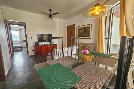 Apartamento para alugar com 2 quartos, 70m² em Jardim Las Palmas, Guarujá