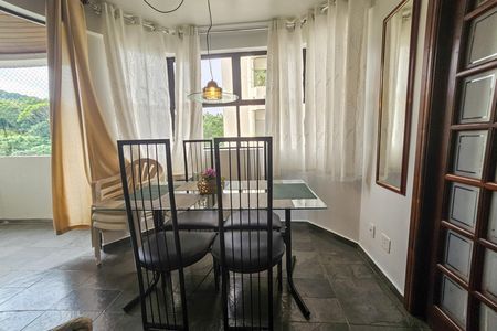 Apartamento para alugar com 70m², 2 quartos e 1 vaga