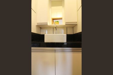 Apartamento à venda com 44m², 2 quartos e 1 vagaBanheiro Social