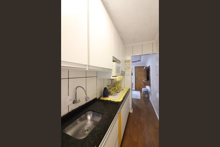 Apartamento à venda com 44m², 2 quartos e 1 vagaCozinha 