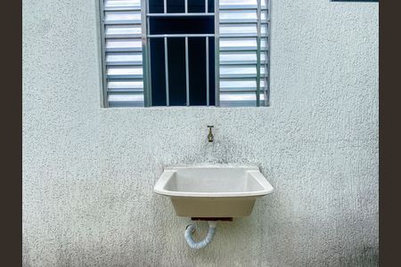 Área de Serviço de kitnet/studio para alugar com 1 quarto, 15m² em Vila Nivi, São Paulo
