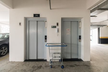 Apartamento à venda com 47m², 2 quartos e 1 vaga Apartamento à venda com 47m², 2 quartos e 1 vagaÁrea Comum