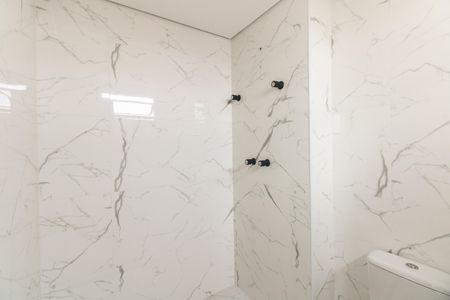 Apartamento à venda com 47m², 2 quartos e 1 vaga Apartamento à venda com 47m², 2 quartos e 1 vagaBanheiro Suíte