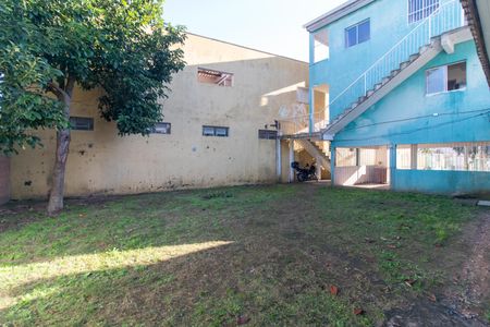 Casa para alugar com 26m², 1 quarto e 1 vaga Casa para alugar com 26m², 1 quarto e 1 vagaQuintal