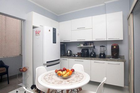 Apartamento à venda com 131m², 3 quartos e sem vagaCozinha