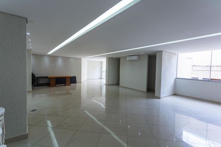 Apartamento à venda com 93m², 3 quartos e 2 vagas Apartamento à venda com 93m², 3 quartos e 2 vagasÁrea comum - Salão de festas