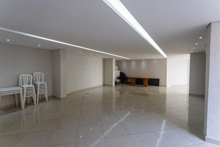 Apartamento à venda com 93m², 3 quartos e 2 vagas Apartamento à venda com 93m², 3 quartos e 2 vagasÁrea comum - Salão de festas