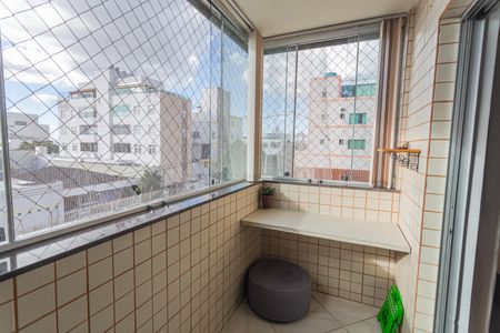 Apartamento à venda com 93m², 3 quartos e 2 vagas Apartamento à venda com 93m², 3 quartos e 2 vagasVaranda da Suíte