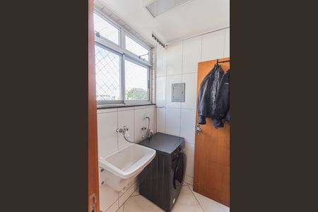 Apartamento à venda com 93m², 3 quartos e 2 vagas Apartamento à venda com 93m², 3 quartos e 2 vagasÁrea de Serviço
