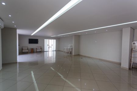 Apartamento à venda com 93m², 3 quartos e 2 vagas Apartamento à venda com 93m², 3 quartos e 2 vagasÁrea comum - Salão de festas