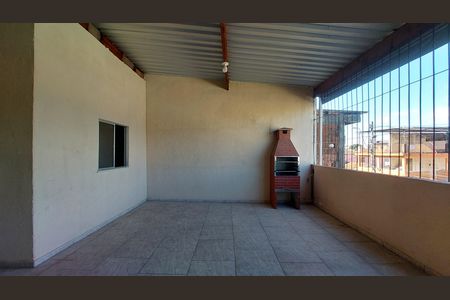 Casa para alugar com 90m², 2 quartos e sem vaga Casa para alugar com 90m², 2 quartos e sem vagaVaranda