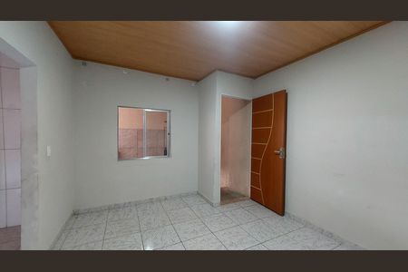 Sala de casa para alugar com 2 quartos, 90m² em Vila Marines, Nova Iguaçu