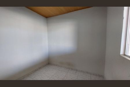 Quarto 1 de casa para alugar com 2 quartos, 90m² em Vila Marines, Nova Iguaçu