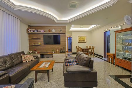 Apartamento à venda com 4 quartos, 138m² em União, Belo Horizonte