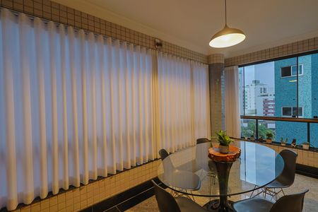 Apartamento à venda com 4 quartos, 138m² em União, Belo Horizonte