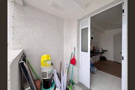 Apartamento para alugar com 39m², 2 quartos e 1 vagaVaranda