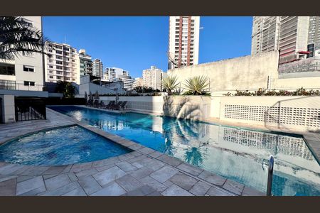 Apartamento para alugar com 60m², 2 quartos e 1 vaga Apartamento para alugar com 60m², 2 quartos e 1 vagaPiscina