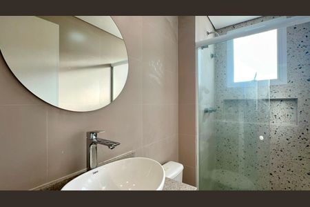 Apartamento para alugar com 60m², 2 quartos e 1 vaga Apartamento para alugar com 60m², 2 quartos e 1 vagaBanheiro