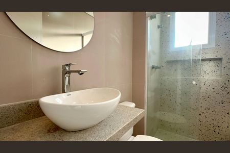 Apartamento para alugar com 60m², 2 quartos e 1 vaga Apartamento para alugar com 60m², 2 quartos e 1 vagaBanheiro