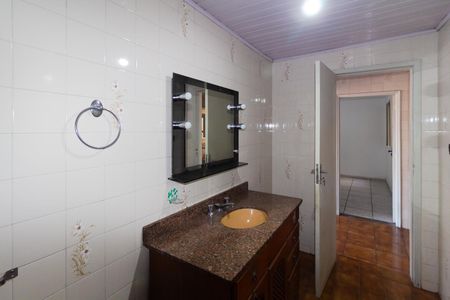 Casa à venda com 204m², 4 quartos e 2 vagas Casa à venda com 204m², 4 quartos e 2 vagasBanheiro 1