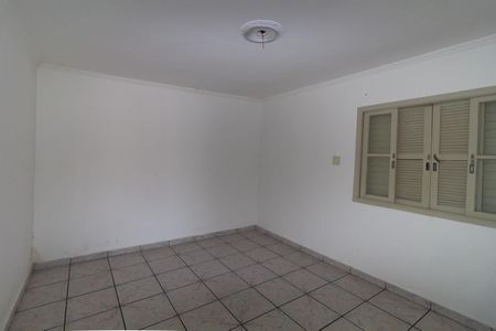 Casa à venda com 204m², 4 quartos e 2 vagas Casa à venda com 204m², 4 quartos e 2 vagasQuarto 3