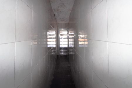 Casa à venda com 204m², 4 quartos e 2 vagas Casa à venda com 204m², 4 quartos e 2 vagasCorredor Externo