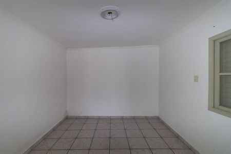 Casa à venda com 204m², 4 quartos e 2 vagas Casa à venda com 204m², 4 quartos e 2 vagasQuarto 3