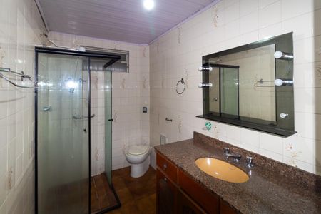 Casa à venda com 204m², 4 quartos e 2 vagas Casa à venda com 204m², 4 quartos e 2 vagasBanheiro 1