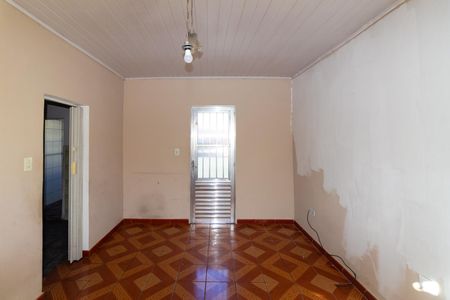 Sala de casa à venda com 4 quartos, 204m² em Vila Nova Utinga, São Paulo