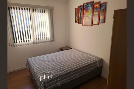 Quarto de kitnet/studio para alugar com 1 quarto, 16m² em Novo Mundo, Curitiba