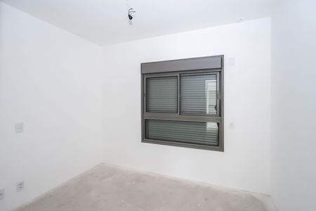 Apartamento à venda com 136m², 3 quartos e 2 vagasSuíte 2