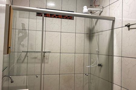 Casa à venda com 300m², 3 quartos e 2 vagas Casa à venda com 300m², 3 quartos e 2 vagasBanheiro