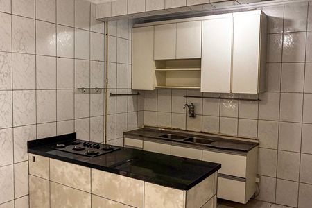 Cozinha de casa à venda com 3 quartos, 300m² em Jardim Maria Rosa, Taboão da Serra