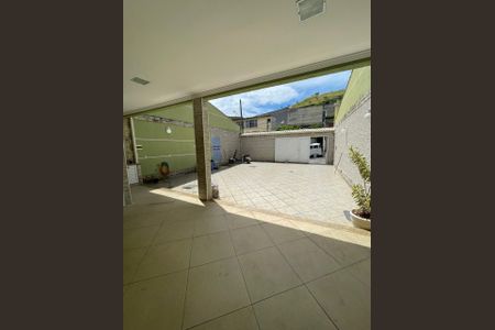 Casa à venda com 150m², 3 quartos e 4 vagasÁrea externa