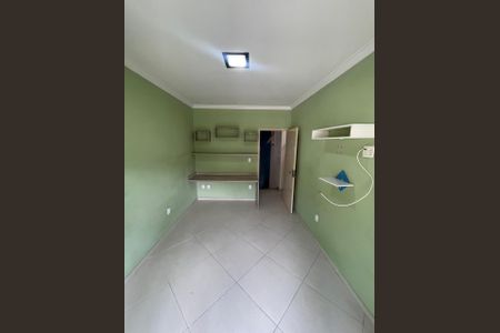 Casa à venda com 150m², 3 quartos e 4 vagasQuarto