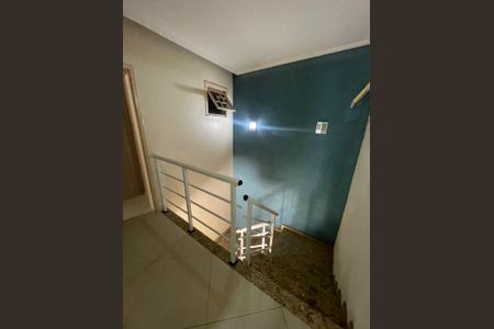 Casa à venda com 150m², 3 quartos e 4 vagasCorredor