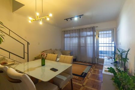 Casa à venda com 2 quartos, 108m² em Chácara Califórnia, São Paulo