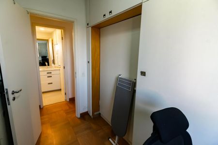 Apartamento à venda com 46m², 2 quartos e 1 vagaQuarto 1