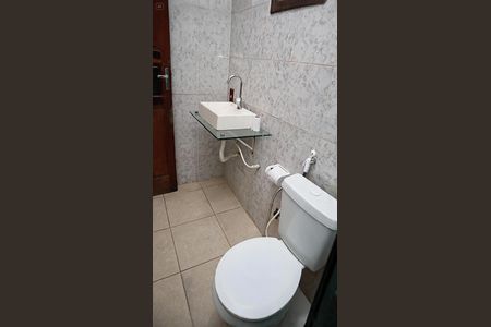BANHEIRO de casa à venda com 2 quartos, 420m² em Recreio dos Bandeirantes, Rio de Janeiro
